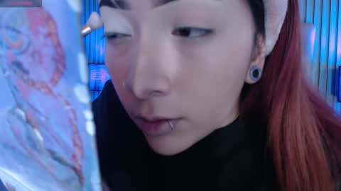 Mia online show from 11.21.25