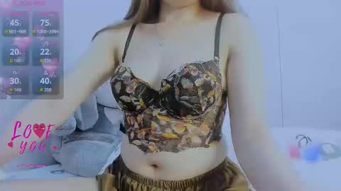 Joly online show from 04.23.26