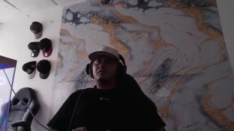 Snapshot of _jordanxxiii chatting on 02.20.26 jordan online show from 02.20.26