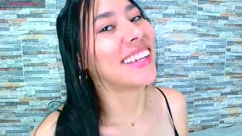 Snapshot of _joy_iva chatting on 03.11.25 joy online show from 03.11.25