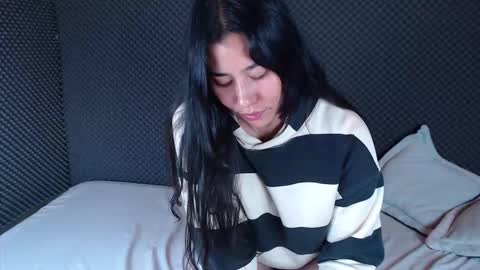 Snapshot of _joy_iva chatting on 12.15.25 joy online show from 12.15.25