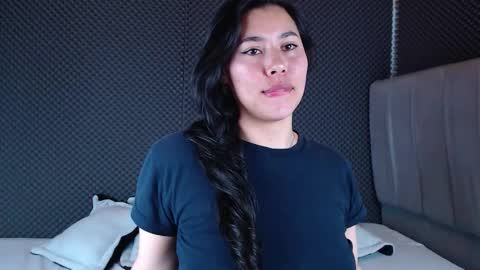 Snapshot of _joy_iva chatting on 12.19.25 joy online show from 12.19.25