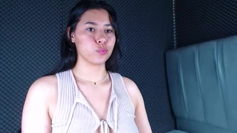 Snapshot of _joy_iva chatting on 01.05.26 joy online show from 01.05.26