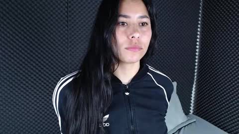 Snapshot of _joy_iva chatting on 01.11.26 joy online show from 01.11.26