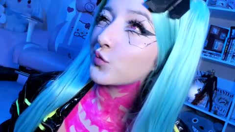 JULIANA online show from 02.09.25