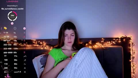 _just_a_simple_girl online show from 03.12.26