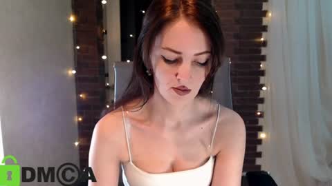 Snapshot of _karolina chatting on 06.27.26 karolina online show from 06.27.26