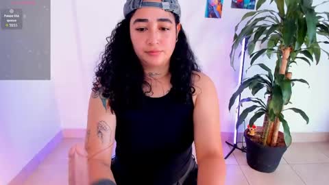 Snapshot of _kat_1 chatting on 05.15.26 online show from 05.15.26