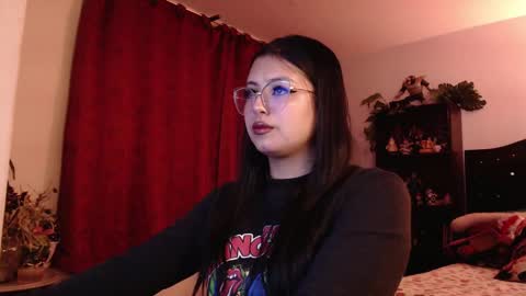 Snapshot of _kat_sweet chatting on 02.24.25 Cata  online show from 02.24.25