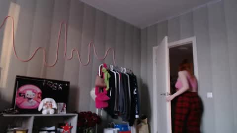 Snapshot of _katemiller_ chatting on 01.14.25 katemiller online show from 01.14.25