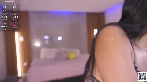 Snapshot of _kath8 chatting on 11.28.25 --- online show from 11.28.25