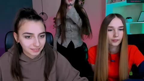 Snapshot of _kellykitten_ chatting on 03.17.26 _kellykitten_ online show from 03.17.26