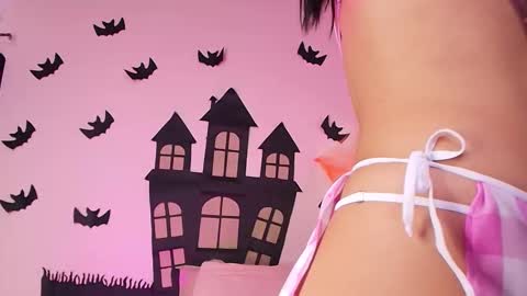 Kendall online show from 10.31.25