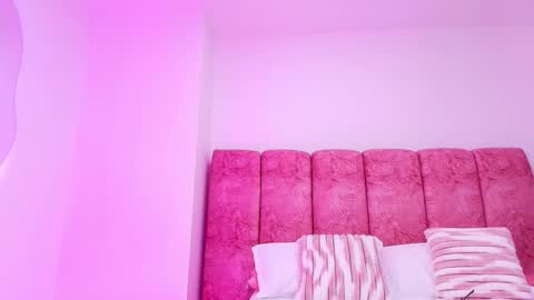 Kendall online show from 11.10.25