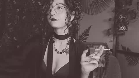 Snapshot of _lady_luna_ chatting on 02.24.25 Lady Luna online show from 02.24.25