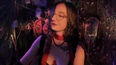 Lady Luna online show from 07.31.26
