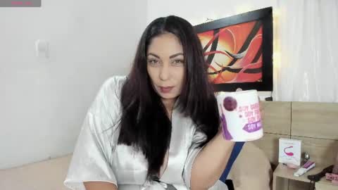 Lauralove online show from 07.24.26