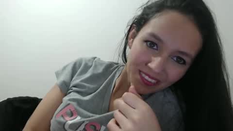 Snapshot of _laureneyes chatting on 12.14.24 Lauren 3 online show from 12.14.24