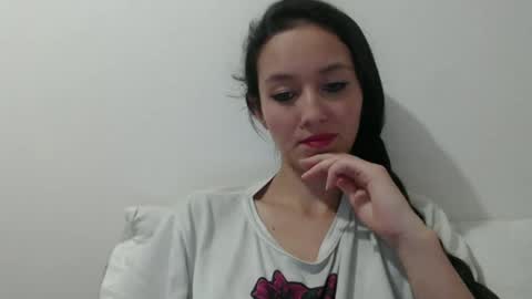 Lauren 3 online show from 12.15.24