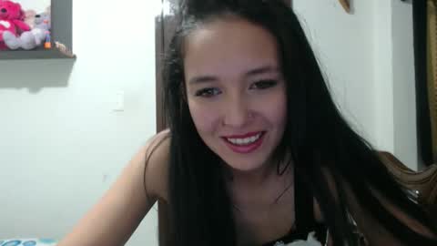 Snapshot of _laureneyes chatting on 12.01.25 Lauren 3 online show from 12.01.25