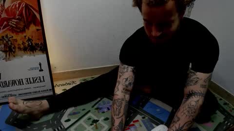 Layne online show from 10.06.25