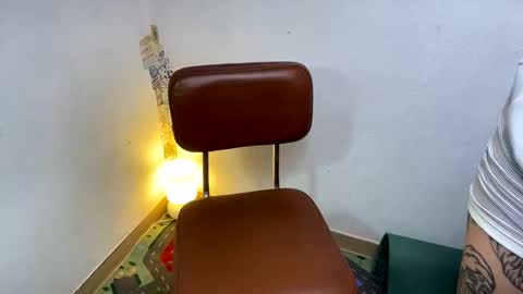 Layne online show from 11.04.25