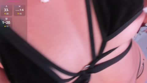 Snapshot of _lili_rose chatting on 12.22.24 Lili online show from 12.22.24