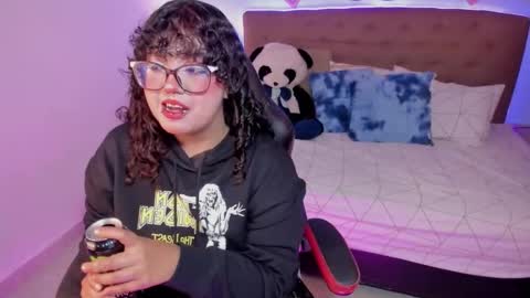 Liily online show from 11.26.25