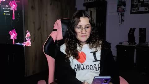 Snapshot of _lindasy_ chatting on 03.25.26 Lindasy online show from 03.25.26