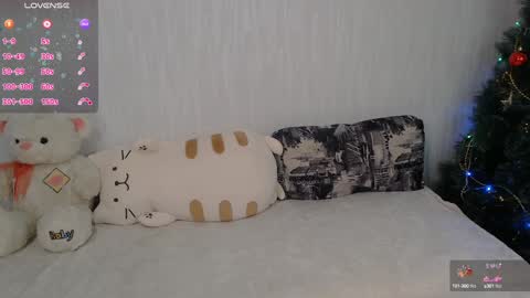 Snapshot of _litle_viola chatting on 01.07.25 Viola online show from 01.07.25