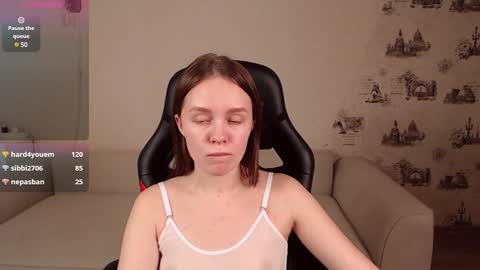 Snapshot of _little_sunshine_ chatting on 02.06.25 My name is lina Lush is activePrivate is Open online show from 02.06.25