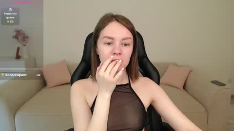Snapshot of _little_sunshine_ chatting on 05.12.26 My name is lina Lush is activePrivate is Open online show from 05.12.26