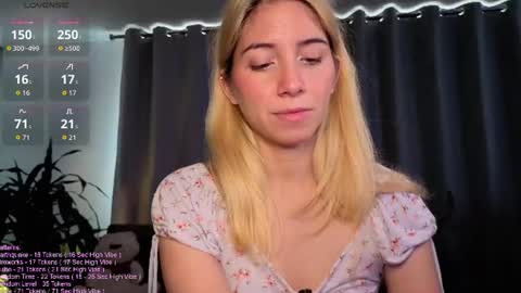 Snapshot of _littlesammy chatting on 07.08.26 Sammy online show from 07.08.26