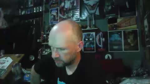 Snapshot of _longfellow chatting on 06.02.26 That guy online show from 06.02.26