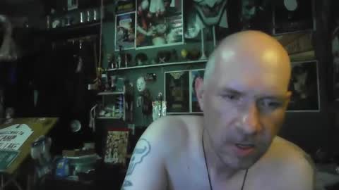 Snapshot of _longfellow chatting on 06.03.26 That guy online show from 06.03.26