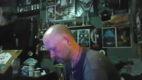 Snapshot of _longfellow chatting on 06.11.26 That guy online show from 06.11.26
