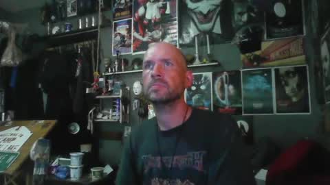 Snapshot of _longfellow chatting on 06.12.26 That guy online show from 06.12.26