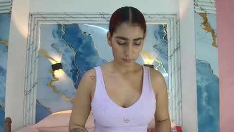 Lorrayne online show from 09.18.25