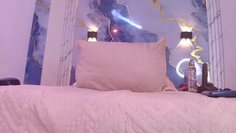 Lorrayne online show from 09.30.25