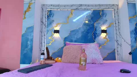 Lorrayne online show from 01.16.26