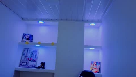 Lucia online show from 03.08.26