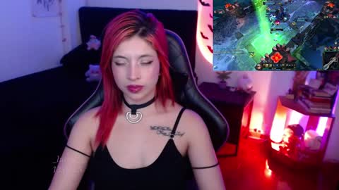 Queen.  Help me reach 100 thumbs up  online show from 01.14.25