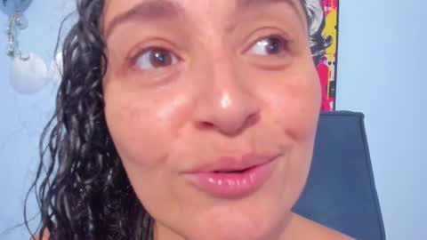  luna  sweet  online show from 10.13.25