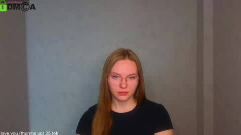 Welcome guys  Pleasure to see you all here  My name is Lysafeta and MichaelaTip menu is active Private is open  online show from 05.06.26