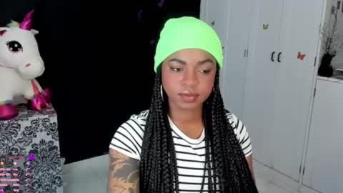 Snapshot of _marcela_22 chatting on 11.06.25 MARCELA online show from 11.06.25