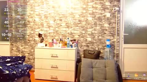 Snapshot of _mari___ chatting on 01.27.25 Mari online show from 01.27.25