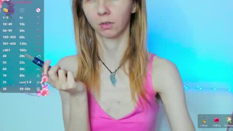 Snapshot of _mari_so chatting on 05.27.26 Scarlett online show from 05.27.26