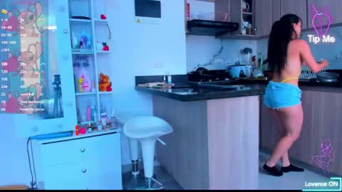 Snapshot of _maria_angel_ chatting on 09.11.25 Maria Angel online show from 09.11.25