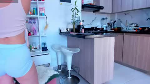 Snapshot of _maria_angel_ chatting on 06.19.26 Maria Angel online show from 06.19.26