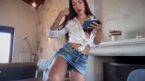 Marie -   -25 discount online show from 10.01.25